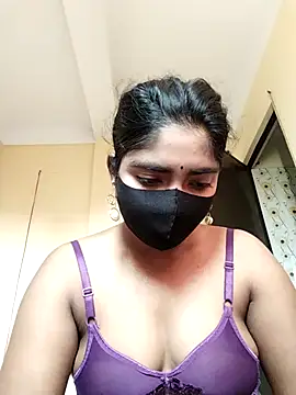 Snapshot of Lina-Rose chatting on October 15, 2025, 2:22 am Lina-Rose online show from October 15, 2025, 2:22 am