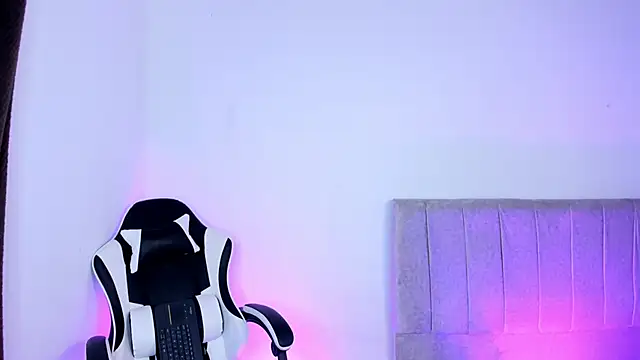 Snapshot of baby_kaliope chatting on October 26, 2025, 6:30 am baby kaliope online show from October 26, 2025, 6:30 am