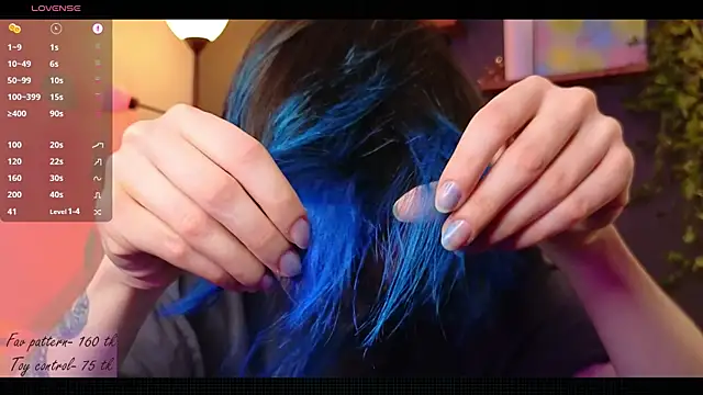 Snapshot of alicekiit chatting on December 8, 2024, 5:55 pm alicekiit online show from December 8, 2024, 5:55 pm