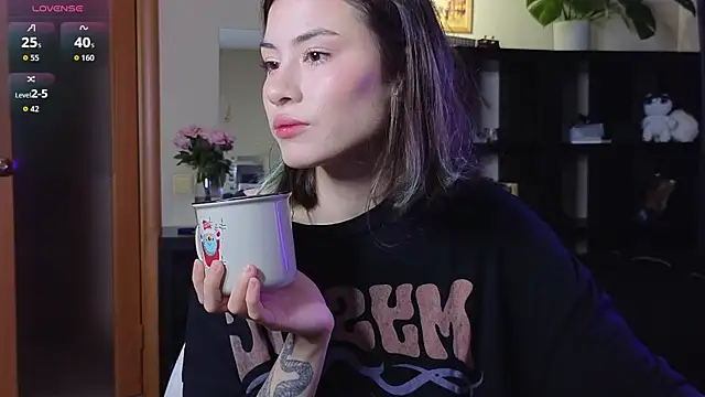 Snapshot of alicekiit chatting on September 14, 2025, 4:50 pm alicekiit online show from September 14, 2025, 4:50 pm