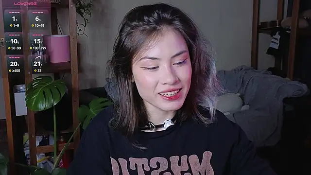 Snapshot of alicekiit chatting on October 13, 2025, 7:03 pm alicekiit online show from October 13, 2025, 7:03 pm