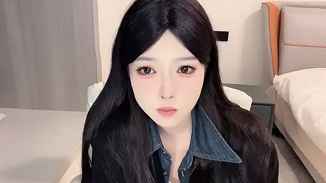 Snapshot of Q-ing chatting on January 3, 2025, 3:44 pm Q-ing online show from January 3, 2025, 3:44 pm