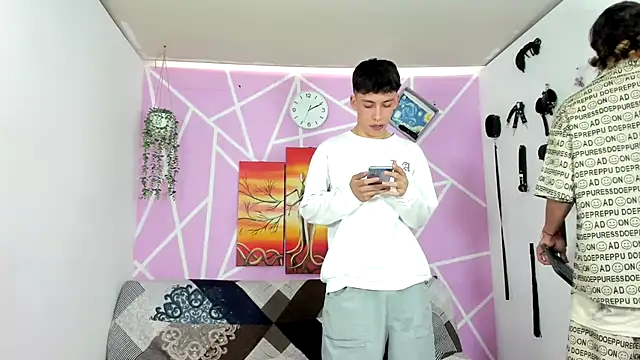 Snapshot of Fresahot2005 chatting on February 1, 2025, 7:13 pm Fresahot2005 online show from February 1, 2025, 7:13 pm