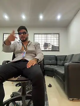 Snapshot of _tony8 chatting on October 31, 2025, 6:09 pm  tony8 online show from October 31, 2025, 6:09 pm