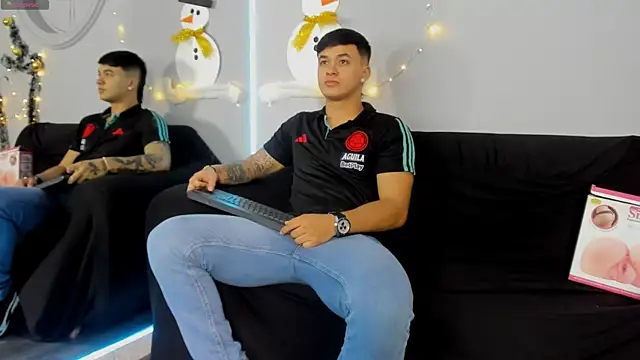 Snapshot of Cristopher_strong chatting on December 12, 2024, 9:30 am Cristopher strong online show from December 12, 2024, 9:30 am