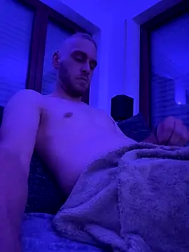 Snapshot of Zitus888 chatting on September 23, 2025, 9:29 pm Zitus888 online show from September 23, 2025, 9:29 pm