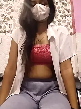 Snapshot of Kashish_18 chatting on December 23, 2024, 6:22 am Kashish 18 online show from December 23, 2024, 6:22 am