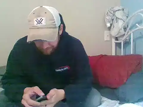 Snapshot of SmokingSloth chatting on January 7, 2025, 11:56 pm SmokingSloth online show from January 7, 2025, 11:56 pm