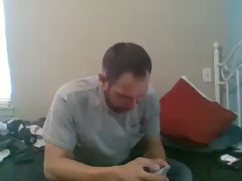 Snapshot of SmokingSloth chatting on March 18, 2025, 6:48 pm SmokingSloth online show from March 18, 2025, 6:48 pm