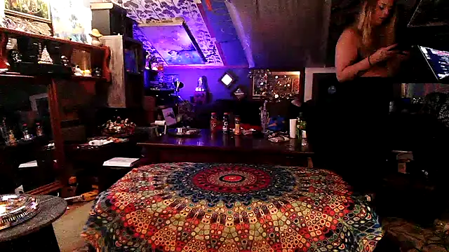 Snapshot of SpunCandy chatting on September 22, 2025, 7:21 am SpunCandy online show from September 22, 2025, 7:21 am