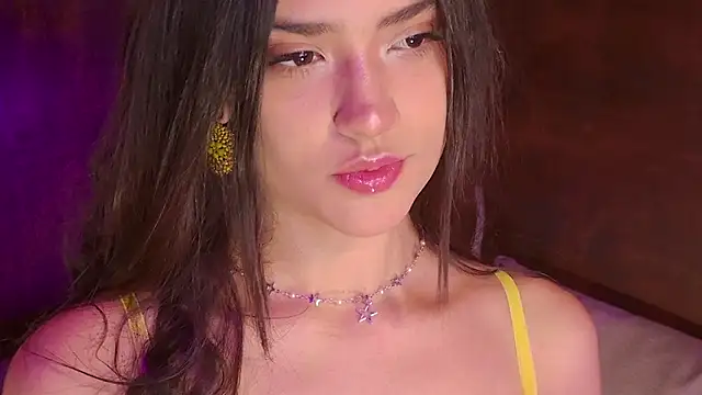 Snapshot of SeleneeEvanss chatting on September 23, 2025, 10:40 am SeleneeEvanss online show from September 23, 2025, 10:40 am