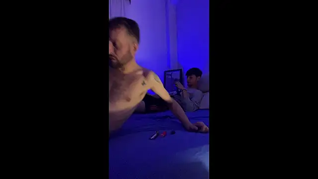 Snapshot of PutaNieves1983 chatting on October 18, 2025, 7:47 pm PutaNieves1983 online show from October 18, 2025, 7:47 pm