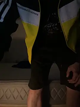 Snapshot of PutaNieves1983 chatting on October 21, 2025, 12:39 pm PutaNieves1983 online show from October 21, 2025, 12:39 pm