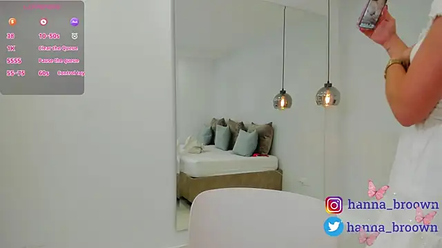 Snapshot of hannaa_brown chatting on September 24, 2025, 5:27 pm hannaa brown online show from September 24, 2025, 5:27 pm