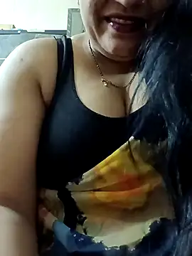 Snapshot of sneha_rose chatting on December 24, 2024, 4:33 am sneha rose online show from December 24, 2024, 4:33 am