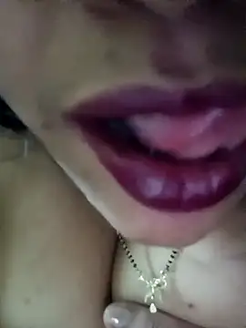 Snapshot of sneha_rose chatting on January 7, 2025, 8:24 am sneha rose online show from January 7, 2025, 8:24 am