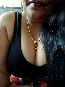 Snapshot of sneha_rose chatting on February 18, 2025, 4:48 pm sneha rose online show from February 18, 2025, 4:48 pm