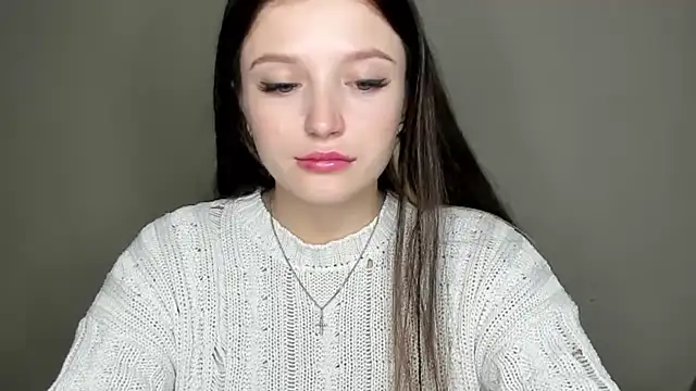 Snapshot of EvaaMillerr99 chatting on October 20, 2025, 12:05 pm EvaaMillerr99 online show from October 20, 2025, 12:05 pm