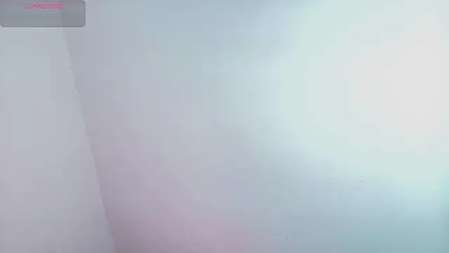 Snapshot of Lizz_Tender chatting on October 13, 2025, 1:11 pm Lizz Tender online show from October 13, 2025, 1:11 pm