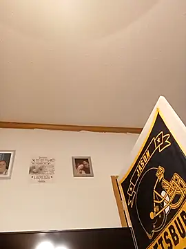 Snapshot of J83560Jason chatting on September 13, 2025, 12:21 am J83560Jason online show from September 13, 2025, 12:21 am