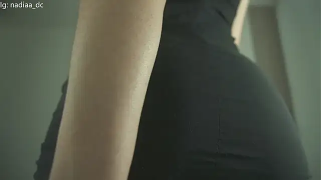 Snapshot of Nadiaa_ chatting on November 8, 2025, 4:45 am Nadiaa online show from November 8, 2025, 4:45 am