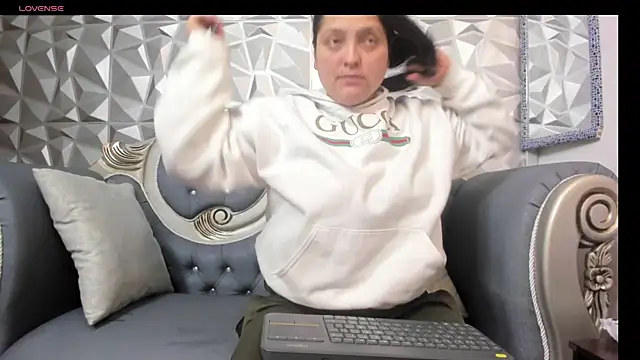 Snapshot of KataleyaStiward chatting on January 16, 2025, 1:25 pm KataleyaStiward online show from January 16, 2025, 1:25 pm