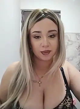 Snapshot of AdelinaJude chatting on September 28, 2025, 7:19 pm AdelinaJude online show from September 28, 2025, 7:19 pm