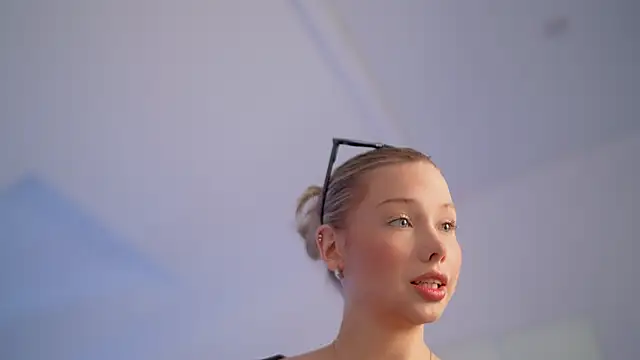 Snapshot of april_blush chatting on January 29, 2025, 3:15 pm april blush online show from January 29, 2025, 3:15 pm