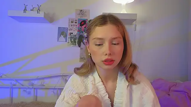 Snapshot of april_blush chatting on February 9, 2025, 3:45 pm april blush online show from February 9, 2025, 3:45 pm