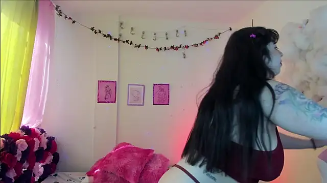 Snapshot of Jennie_Boobs_ chatting on December 6, 2024, 1:55 pm Jennie Boobs online show from December 6, 2024, 1:55 pm