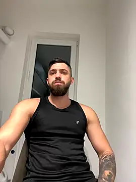 Snapshot of LoveIsBlind_ chatting on December 4, 2024, 2:31 am LoveIsBlind  online show from December 4, 2024, 2:31 am