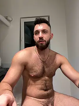 Snapshot of LoveIsBlind_ chatting on December 7, 2024, 2:09 am LoveIsBlind  online show from December 7, 2024, 2:09 am