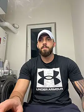 Snapshot of LoveIsBlind_ chatting on December 22, 2024, 8:03 pm LoveIsBlind  online show from December 22, 2024, 8:03 pm