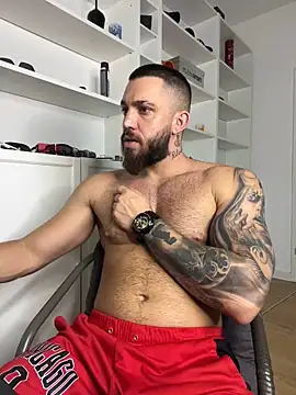 Snapshot of LoveIsBlind_ chatting on September 22, 2025, 3:36 pm LoveIsBlind  online show from September 22, 2025, 3:36 pm