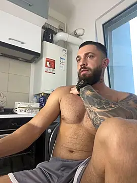 Snapshot of LoveIsBlind_ chatting on October 8, 2025, 2:47 pm LoveIsBlind  online show from October 8, 2025, 2:47 pm