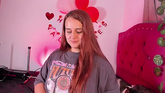 Snapshot of evy_orange1 chatting on February 12, 2025, 7:45 pm evy orange1 online show from February 12, 2025, 7:45 pm