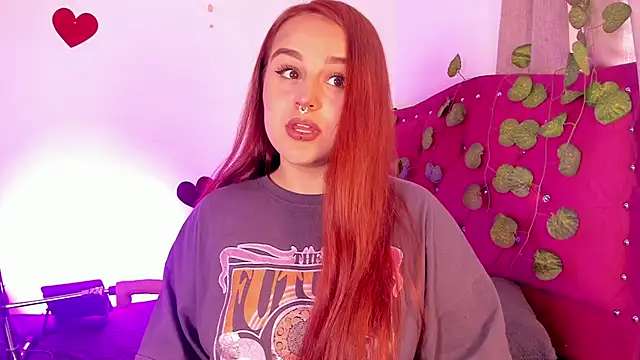 Snapshot of evy_orange1 chatting on February 28, 2025, 7:14 pm evy orange1 online show from February 28, 2025, 7:14 pm