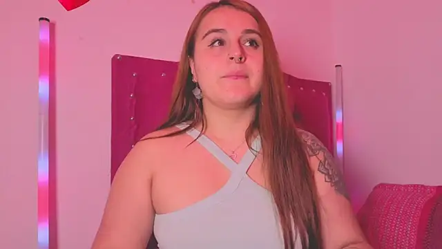 Snapshot of evy_orange1 chatting on October 22, 2025, 12:55 am evy orange1 online show from October 22, 2025, 12:55 am