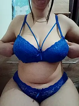 Snapshot of Arabic-Rose chatting on February 2, 2025, 10:02 am Arabic-Rose online show from February 2, 2025, 10:02 am