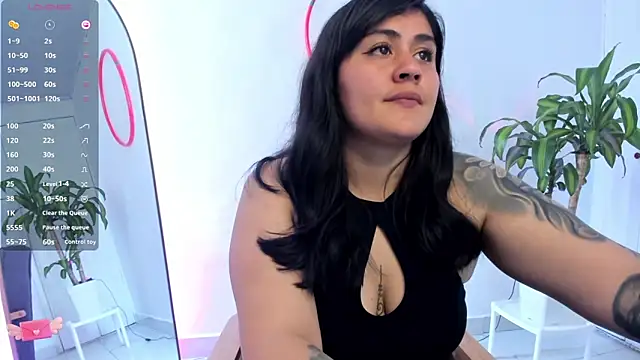 Snapshot of GretaX-X chatting on December 12, 2024, 1:49 pm GretaX-X online show from December 12, 2024, 1:49 pm