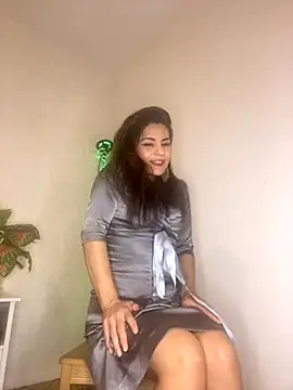 Snapshot of Chanel_shaw chatting on November 16, 2025, 10:48 pm Chanel shaw online show from November 16, 2025, 10:48 pm