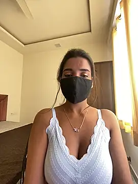 Snapshot of miss_lina chatting on February 4, 2025, 5:21 am miss lina online show from February 4, 2025, 5:21 am