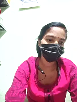 Snapshot of anusiya01 chatting on January 7, 2025, 5:20 pm anusiya01 online show from January 7, 2025, 5:20 pm