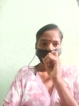 Snapshot of anusiya01 chatting on January 21, 2025, 3:37 am anusiya01 online show from January 21, 2025, 3:37 am