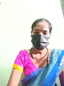 Snapshot of anusiya01 chatting on January 24, 2025, 4:59 am anusiya01 online show from January 24, 2025, 4:59 am