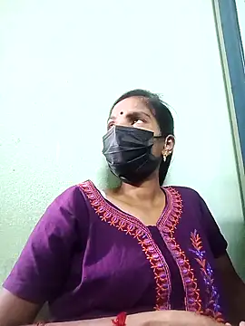 Snapshot of anusiya01 chatting on January 25, 2025, 7:06 am anusiya01 online show from January 25, 2025, 7:06 am