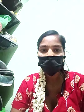 Snapshot of anusiya01 chatting on March 18, 2025, 5:21 pm anusiya01 online show from March 18, 2025, 5:21 pm