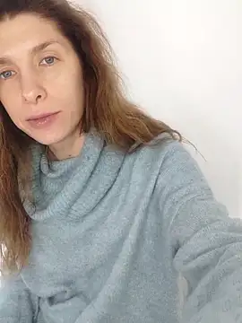 Snapshot of YourSuperModel chatting on September 26, 2025, 11:14 am YourSuperModel online show from September 26, 2025, 11:14 am