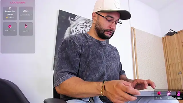 Snapshot of Luke__09 chatting on September 14, 2025, 11:20 am Luke 09 online show from September 14, 2025, 11:20 am