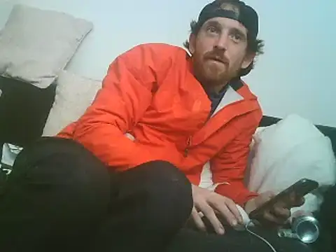 Snapshot of PocoLoco420 chatting on September 10, 2025, 9:26 pm PocoLoco420 online show from September 10, 2025, 9:26 pm